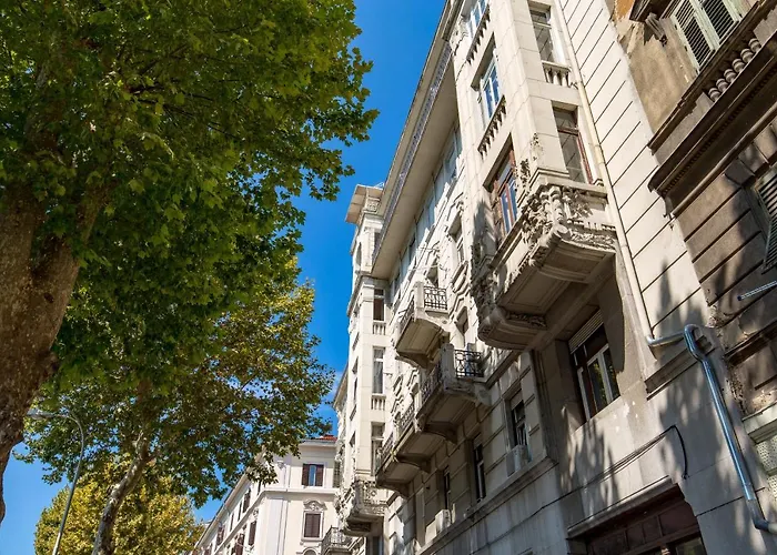 Apartment Bristol 2 Rijeka