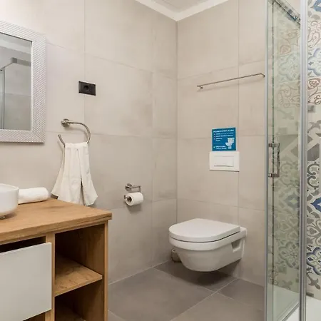 Lägenhet Bristol 2 *