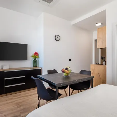 Bristol 2 Apartament