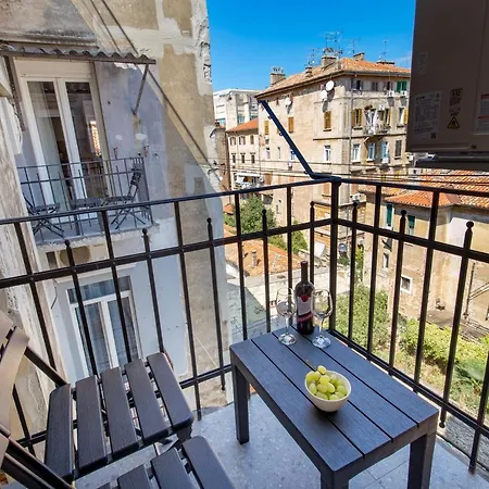 Bristol 2 Lägenhet Rijeka