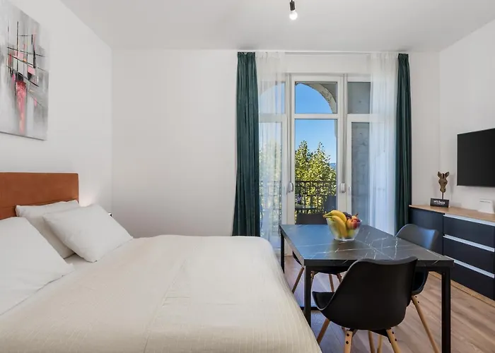 Apartament Bristol 2 *